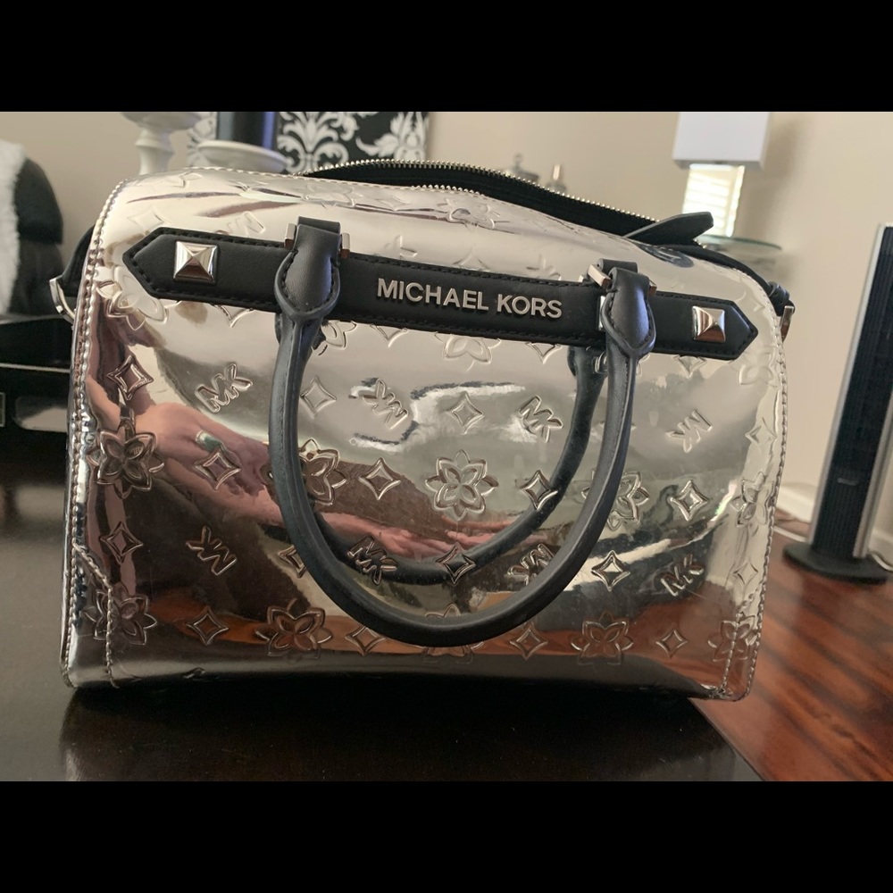 Authentic Michael Kors Purse and Wallet